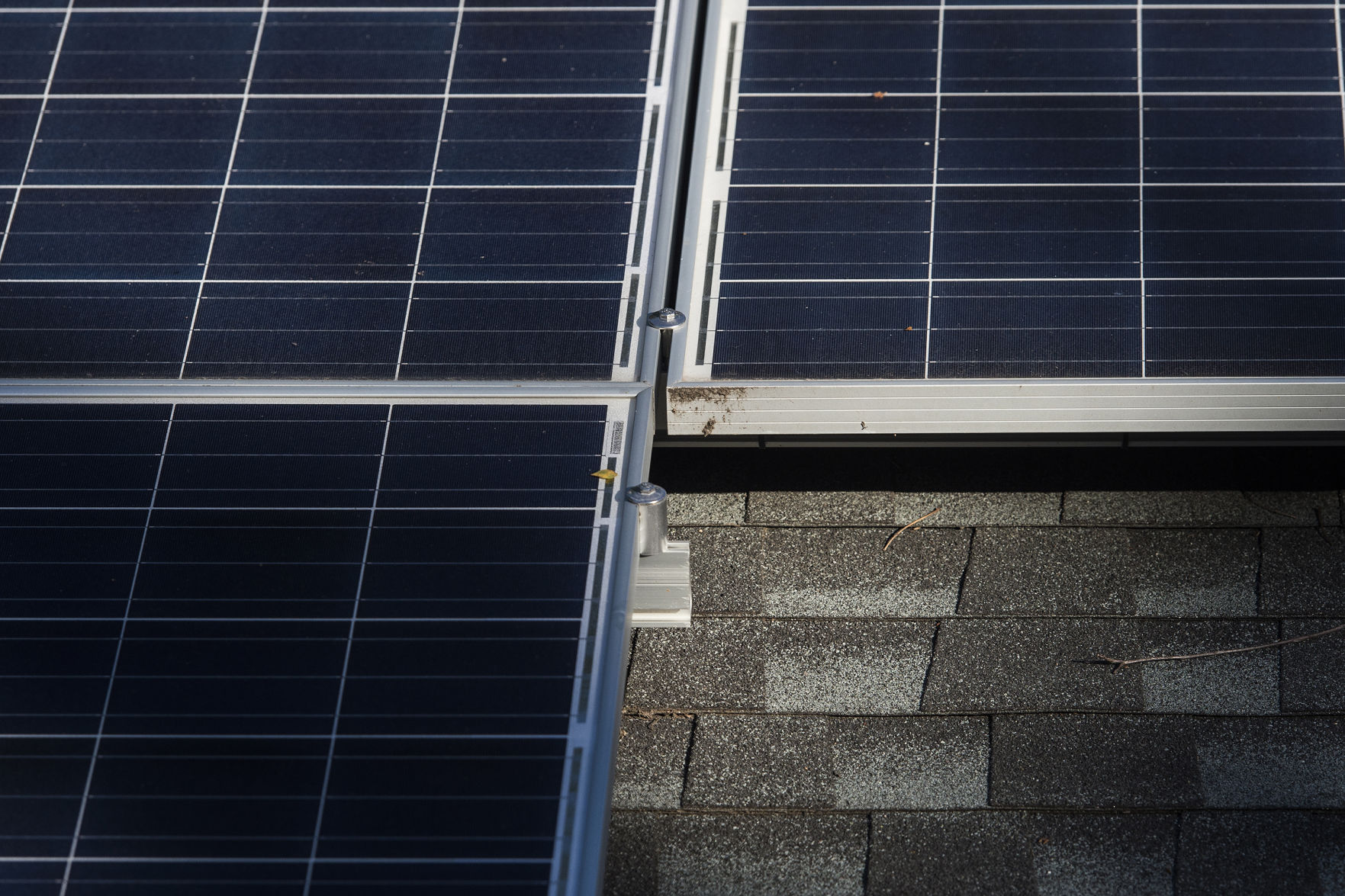 LNA 10022017 Solar Panels 02